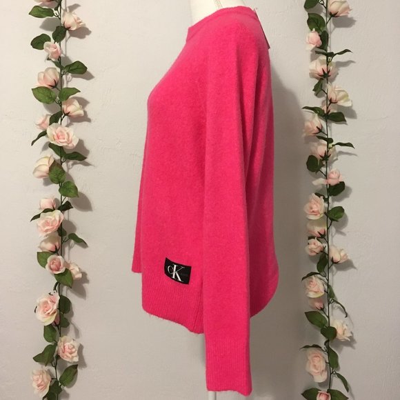 NWT Calvin Klein Cozy Hot Pink Sweater - Picture 3 of 8